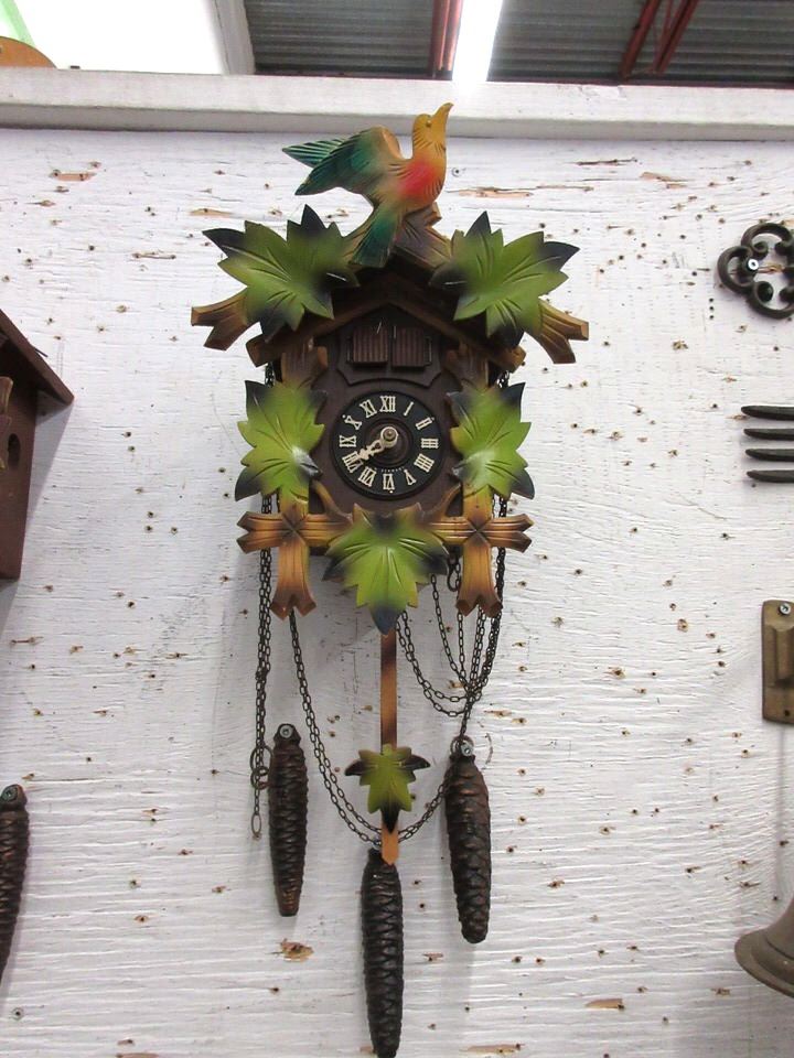 Wood Cuckoo Clock with 3 Weights
