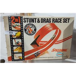 VINTAGE AURORA RACE SET