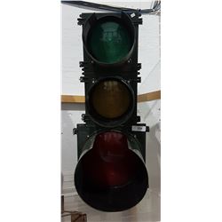 TRAFFIC LIGHT