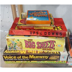 LOT OF 5 VINTAGE GAMES