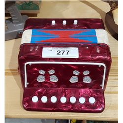 SMALL VINTAGE SQUEEZE BOX W/PEARLITE FINISH