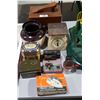 Image 1 : LOT OF 8 COLLECTILBES