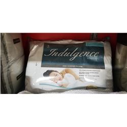 Side Sleeper Pillow in Damask Fillin