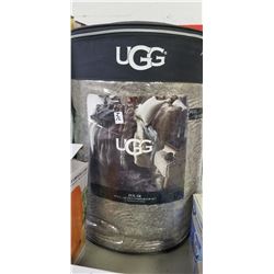 UGG  Queen Comforter Set