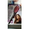 Image 1 : Simply Straight heated brush