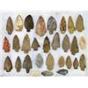 Image 1 : Collection of 29 authentic stone arrowheads