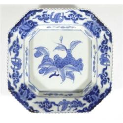 Octagonal Chinese porcelain dish, hand painted with fruit, four figure character mark to back, 20cm