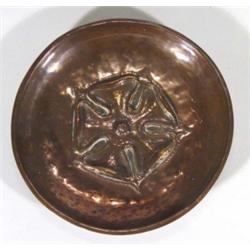 Circular copper hammered Arts and Crafts 'Rose' design dish, 15cm diameter