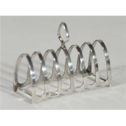 Silver six slice toastrack, Birmingham, 1939, 10cm in length