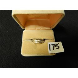 LADIES STERLING SILVER BAND RING SIZE 7