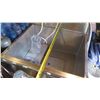 Image 8 : Ice Bin w/Bottle Holder Combo, Tiered Bottle Holders, 48"L, 23.5" D
