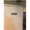 Image 2 : Kenmore Refrigerator, Model 795.69374.901