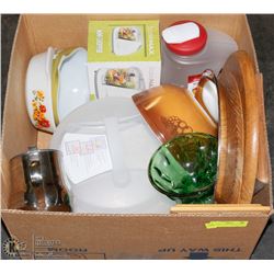LARGE BOX W/HOUSEHOLD ITEMS INCL.