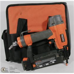RIDGID 18 GAUGE BRAD NAILER WITH ACCESSORIES IN
