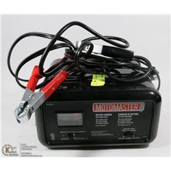 MOTOMASTER BATTERY CHARGER