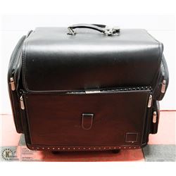 LEATHERETTE TRAVEL BAG ON WHEELS