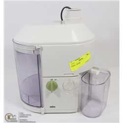 BRAUN JUICER