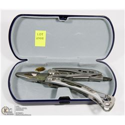 LEATHERMAN SKELETOOL MULTITOOL