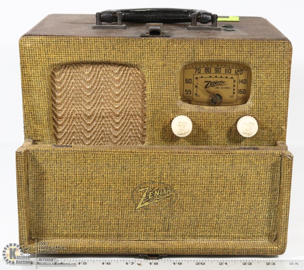 1940 ZENITH 56500 UNIVERSAL 3 WAY PORTABLE RADIO