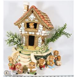 FLAT OF PENDELFINS INCL LARGE HOUSE & 6 ASSORTED