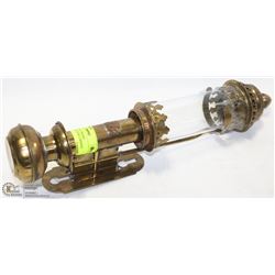 GNR RAILROAD  BRASS CARRIAGE/STATION CANDLE