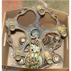 ANTIQUE METAL LIGHT WITH 2 SCONCES.