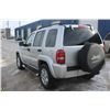 Image 13 : 2004 JEEP LIBERTY LIMITED