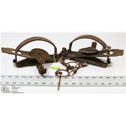 ANTIQUE ONEIDA NUMBER 4 FOX TRAP.