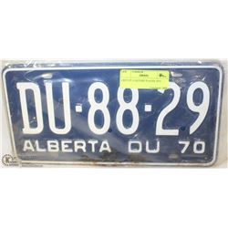 SET OF 2 LICENSE PLATES 1970