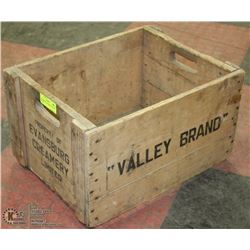 EVANSBURG CREAMERY WOODEN CRATE.