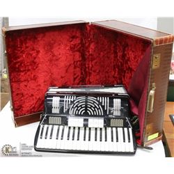 LARGE 41 KEY ITALIAN ACCORDIAN WITH CASE.