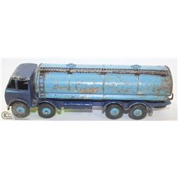 VINTAGE DINKY SUPER TOYS FODEN TANKER.