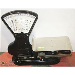 ANTIQUE TOLEDO GENERAL STORE SCALE.
