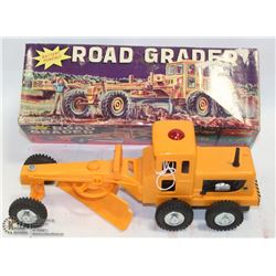 1950S JAPANESE ROAD GRADER WITH BOX.