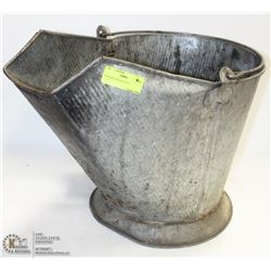 VINTAGE COAL SCUTTLE