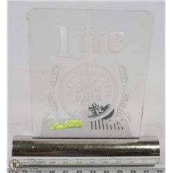 PILSNER LITE LIGHTED SIGN.