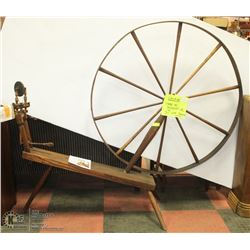 ANTIQUE  WALKING SPINNING WHEEL
