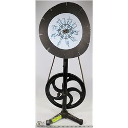 ANTIQUE RARE PHENAKISTOSCOPE.