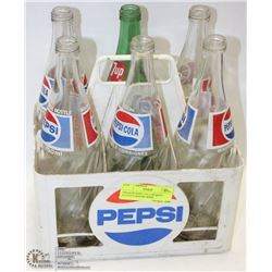VINTAGE PEPSI COLA PLASTIC BOTTLE CARRIER WITH