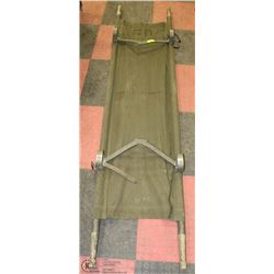 VINTAGE US ARMY CANVAS FIELD STRETCHER -