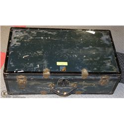 VINTAGE EVELEIGH TRUNK 28"X16"X9"H