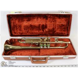 VINTAGE TRUMPET IN CASE