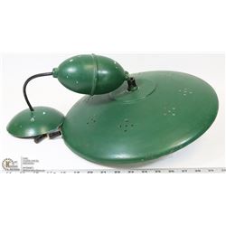 CEILING RETRACTABLE GREEN LIGHT