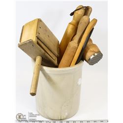 LOT OF 6 VINTAGE WOODEN KITCHEN ACCESSORIES.