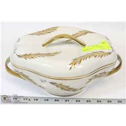 OCCUPIED JAPAN VEGETABLE BOWL WITH LID