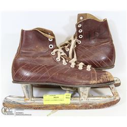 VINTAGE LEATHER ICE SKATES.