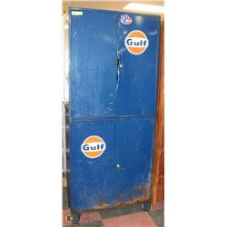 ORIGINAL LOCKING GULF OIL DOUBLE TALL FOOTED