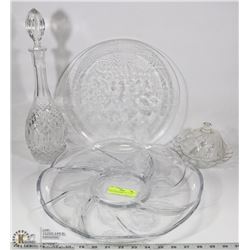 FLAT OF ESTATE ORNATE ETCHED GLASS SERVE WARE