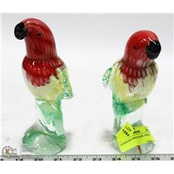 2 HAND BLOWN GLASS  PARROTS