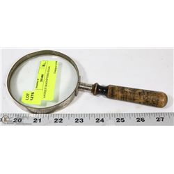ANTIQUE MAGNIFYING GLASS.